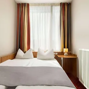 Hotel Amedia Express Passau, Trademark Collection By Wyndham, Passau